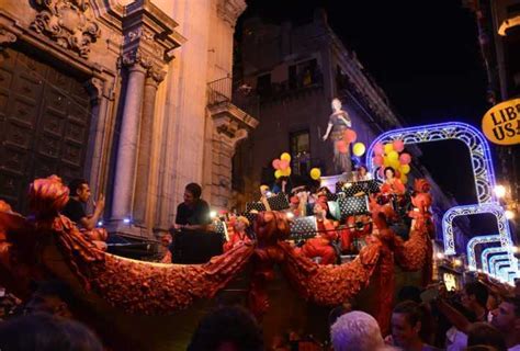 Traditional Festival Of Festino Di Santa Rosalia Palermo Ai Vicer