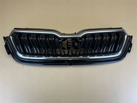 Skoda Kamiq R Grill Atrapa Zderzaka Prz D Przednia