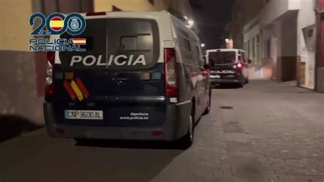 SUCESOS CANARIAS Golpe a la prostitución infantil en Tenerife 14