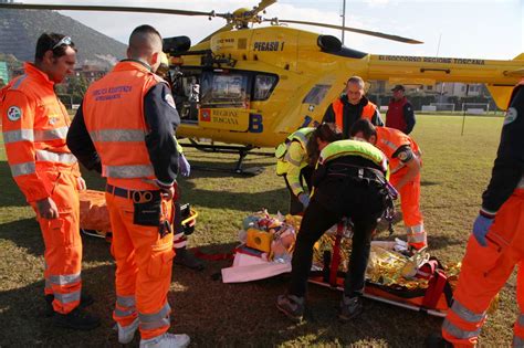 Muore Anziano Pedone Investito Da Un Auto In Piazza A Monsummano