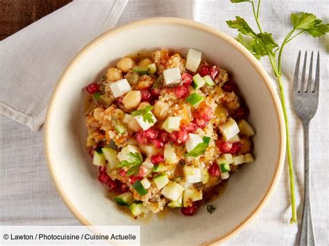 Salade De Quinoa Pois Chiche Courgettes Feta Et Grenade Recette