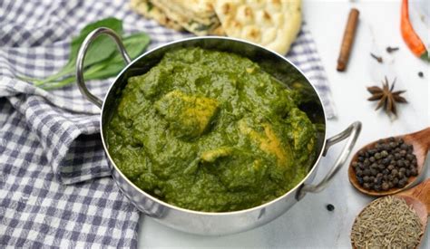 Chicken Saag Easy Authentic Recipe Piping Pot Curry