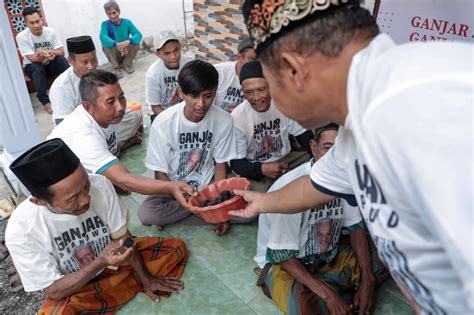 Ganjar Creasi Ajak Peternak Probolinggo Manfaatkan Kotoran Sapi Jadi