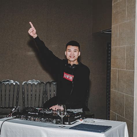 Stream VIET MIX HOT TIKTOK 2025 VOL 7 Mat Ket Noi X Tai Sinh X Em La