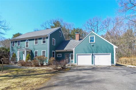 27 Wilson Pond Ln Rowley Ma 01969 Mls 73093483 Coldwell Banker