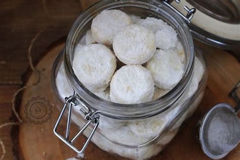 Resep Kue Putri Salju Setengah Kg Tepung Empuk Dan Bikin Lumer Di Mulut