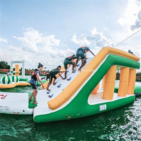 100 People Commercial Inflatable Water Park Floating Water Games Aqua Park With Water Slide