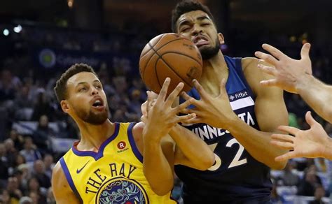 Proceso do Karl Anthony Towns encestó 31 puntos y capturó 12