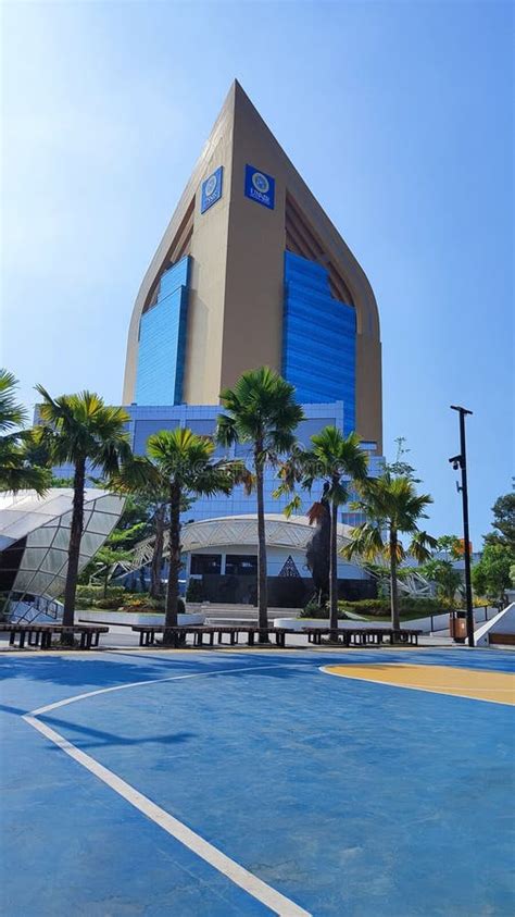The Elegance Of The Top Campus Building In Indonesia Airlangga