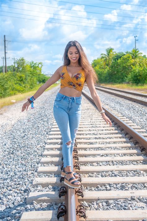 Train Track Photoshoot Ideas Model Poses Photography Summer Photoshoot Photoshoot