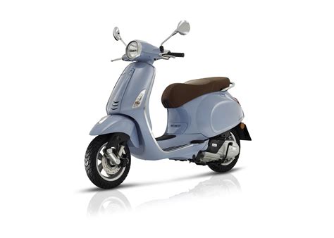 Motorrad Vergleich Vespa Primavera 125 I E 3v 2018 Vs Vespa Primavera