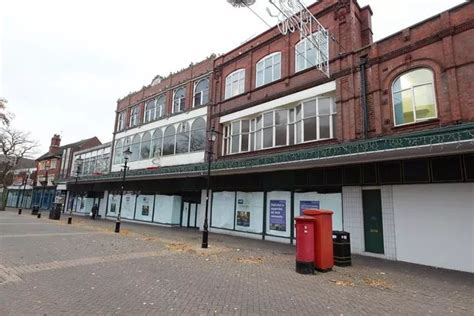 Watch Incredible Footage Of What The Inside Of Nuneaton S Co Op Looks