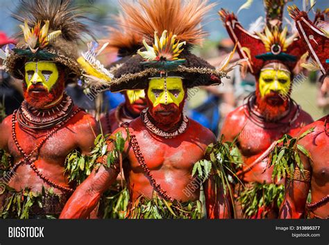 Mount Hagen Papua New Image Photo Free Trial Bigstock