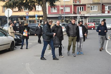 SLOMLJEN OD TUGE Otac poginulog Stefana Balića 9 stigao u sud