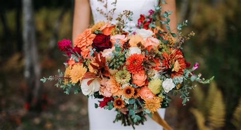 29 Fall Bridal Bouquets That Are Beautiful Beyond Words