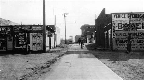 Vintage Snapshots Capture Daily Life Of Venice Beach Los Angeles In