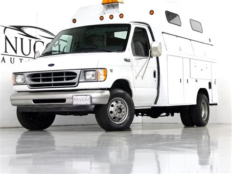 2001 Ford Econoline E 450 Super Duty Van