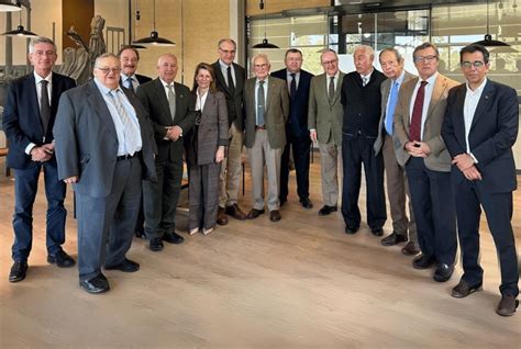 Nos Reunimos En Sevilla Con Los Decanos Y Presidentes De Las Ramas De