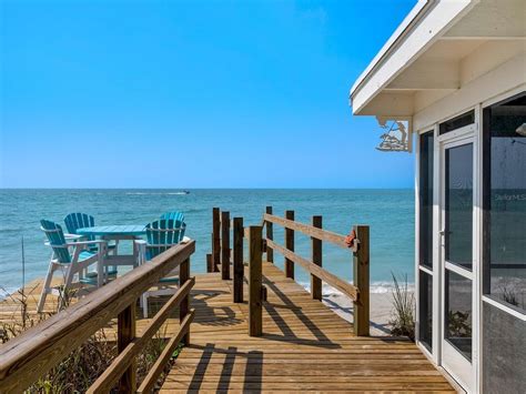 A Nearly 500 Square Foot Beach House In Florida Is On The Market For 4