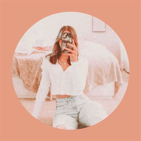 Pfp For Ssanchez Plz Dont Use Unless Ur Her Reese Avery Peachy