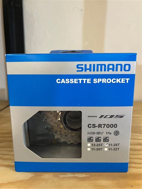 Shimano 105 11 Speed Cassette CS R7000 11 28T Sports Equipment