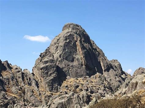 Buscan Privatizar Una Parte Del Cerro La Cruz De Los Gigantes