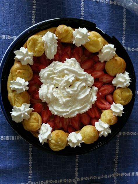 Saint honoré aux fraises et chantilly au mascarpone Recettes pour