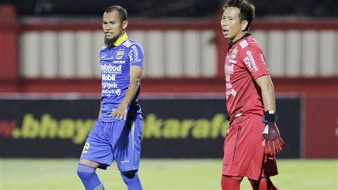 Kapten Persib Bandung Supardi Nasir Pilih Bermain Futsal Untuk Jaga