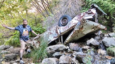 Finding Lots Of Wrecked Old Cars In Mountains Of Utah Farmington Hike