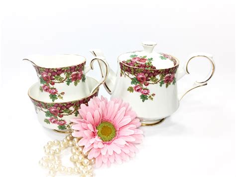 Royal Stafford English Teapot Olde English Garden 3 Piece Tea Set