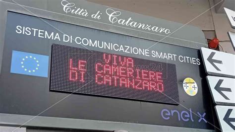 Viva Le Cameriere Di Catanzaro Il Messaggio Del Comune A Vittorio