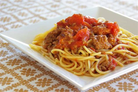 Receta De Espaguetis Con Carne Picada Y Tomate 5 Fáciles Pasos