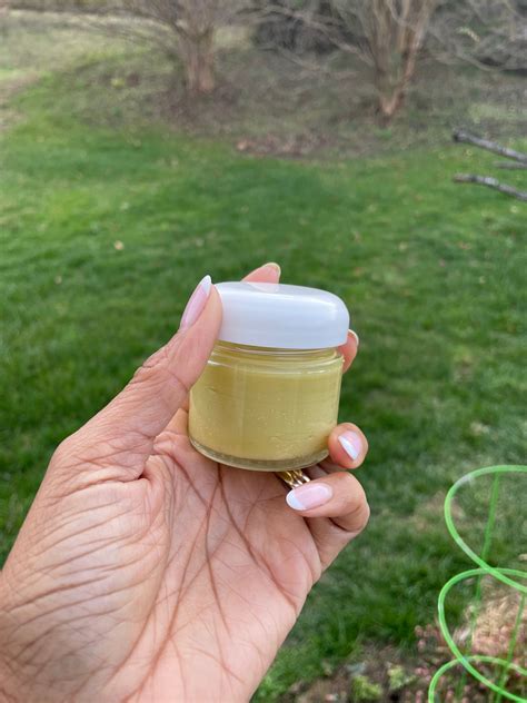 Comfrey Healing Salve (Copy) – Bay Street Botanicals