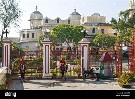 City palace. udaipur. Rajasthan Stock Photo - Alamy