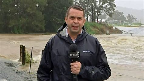 Widespread Flooding And Rain Lashes South East Queensland Video Dailymotion