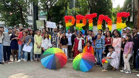 Lgbtq ने रायपुर में निकाला प्राइड मार्च सम्मान के साथ जीने का मांगा