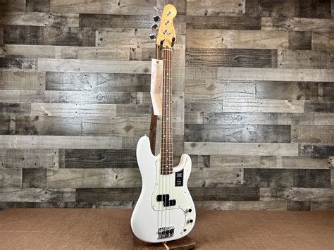 Fender Player Precision Bass Polar White With Pau Ferro Fingerboard 885978927555