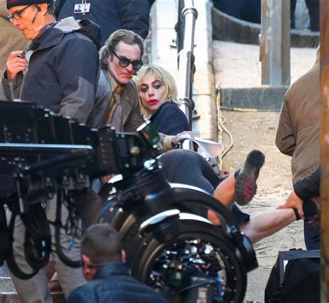 Joker 2 Set Photos Lady Gaga Joaquin Phoenix On Stairs