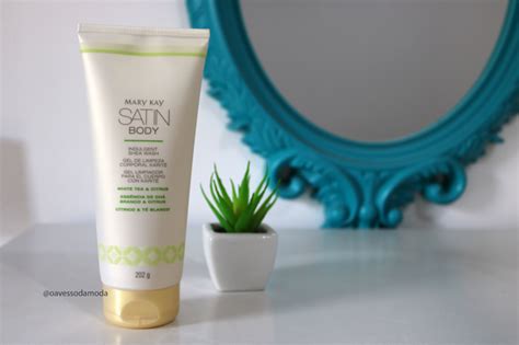 testei linha satin body karité essência de chá branco e citrus mary