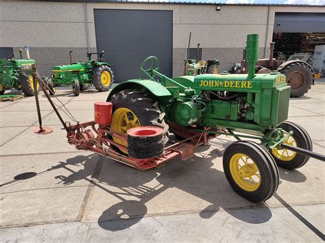 JOHN DEERE GP Van Sinay