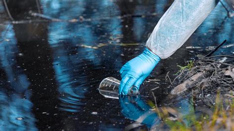 Enfermedades Causadas Por Agua Contaminada Con Gérmenes