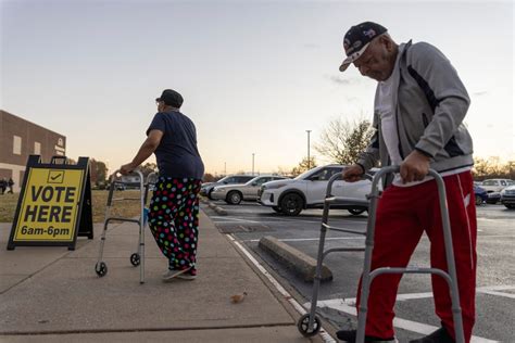 Photos The ‘roaring Red Homecoming Parade 2024