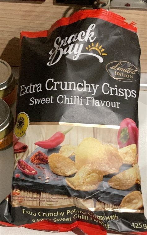 Extra Crunchy Crisps Snack Day