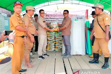 Masyarakat Terdampak Banjir Di Berbak Dan Rantau Rasau Tanjabtim