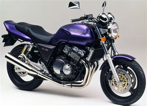 Cb400sfの歴史はここから始まった 1992年 初代 Cb400sf まとめ バイクニュース タンデムスタイル