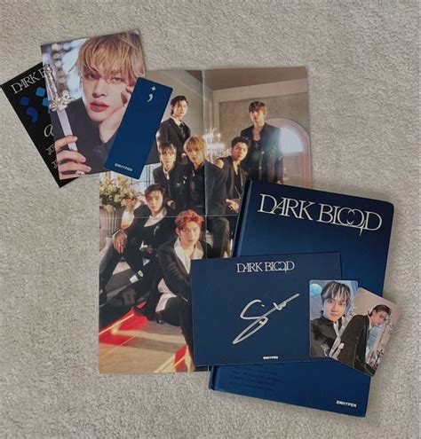 Sunoo Signature Dark Blood Lomo Card Photocard