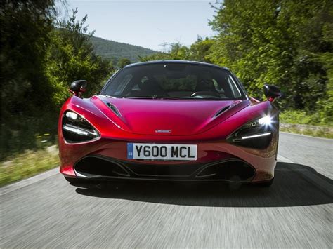 Фото Mclaren 720s Mclaren 720s 2018 вид сзади