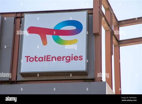 Bordeaux France Totalenergies Brand Text Company Logo