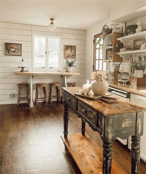 35 Farmhouse Shiplap Walls To Make A Room Feel Cozy