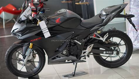 Nonton Honda Cbr R Hitam Doff Matte Black Garang Foto Video